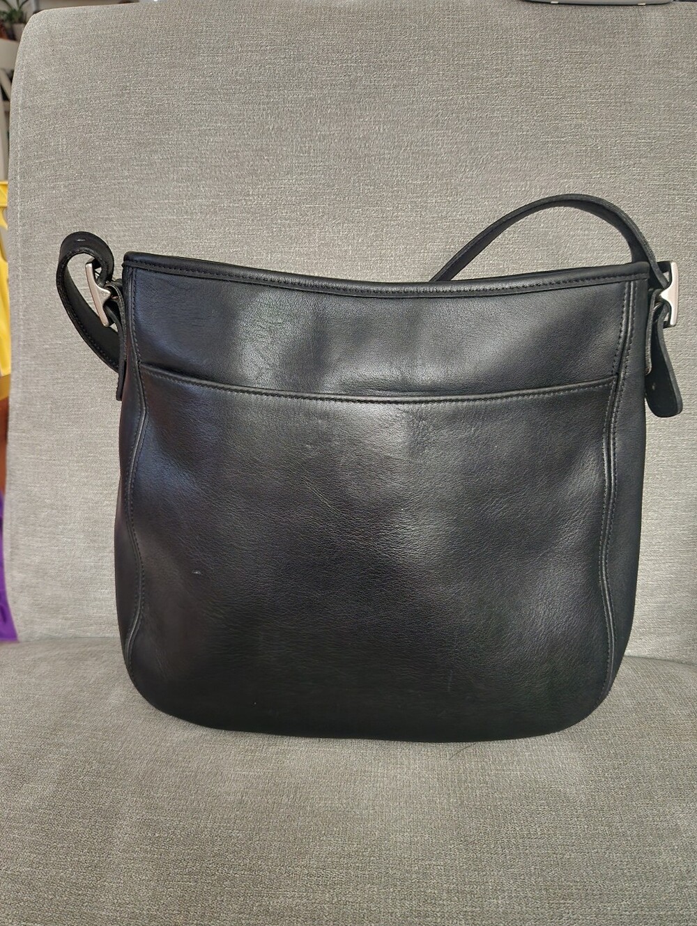 Vintage Coach Chelsea Hobo - Black